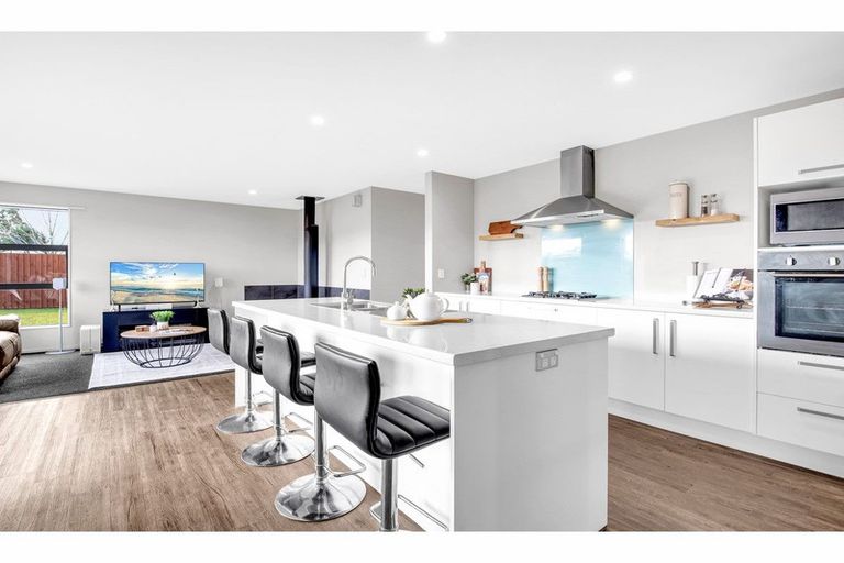 Photo of property in 10 Rhyolite Court, Rolleston, 7614