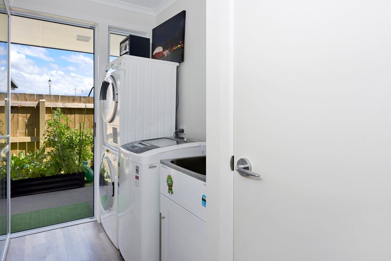 Photo of property in 15 Curtis Street, Stoke, Nelson, 7011