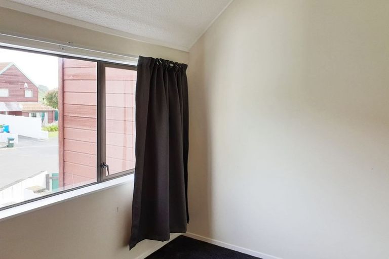 Photo of property in 17-u2 Randwick Crescent, Moera, Lower Hutt, 5010