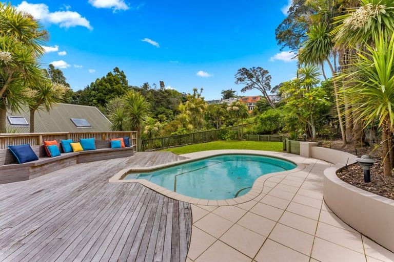 Photo of property in 4 Hinemoa Terrace, Birkenhead, Auckland, 0626