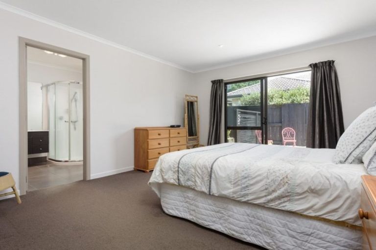 Photo of property in 11 Hansard Place, Bethlehem, Tauranga, 3110