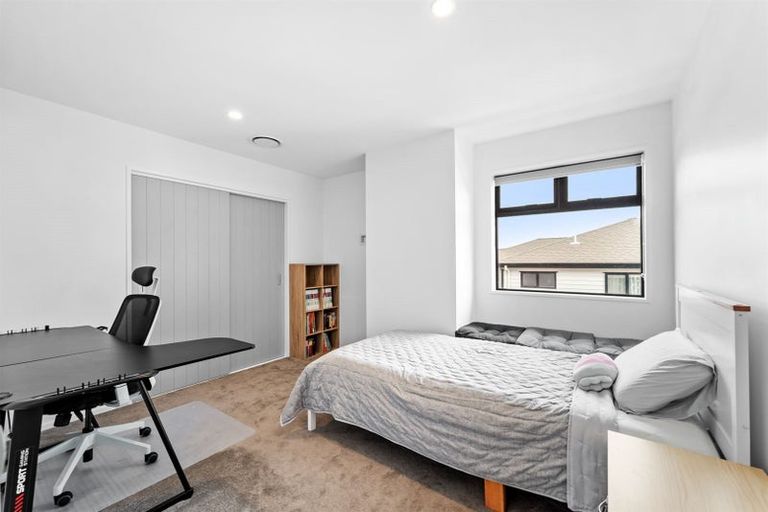 Photo of property in 10 Highway View Lane, Schnapper Rock, Auckland, 0632