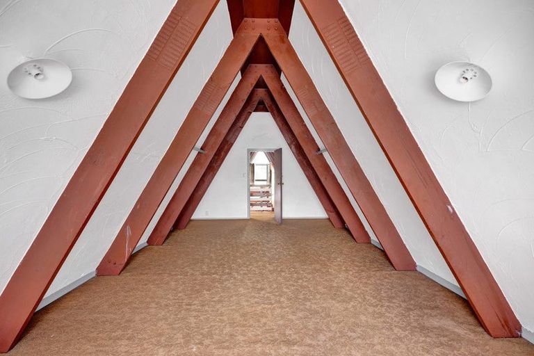 Photo of property in 12 Cassandra Street, Stratford, 4332