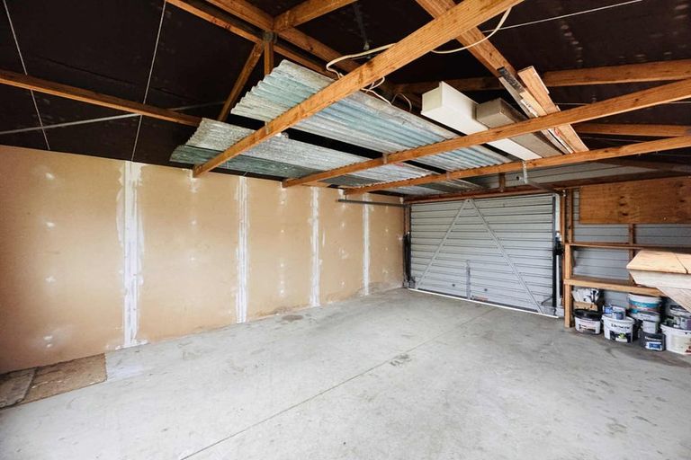 Photo of property in 37 Bryant Street, Takaro, Palmerston North, 4412