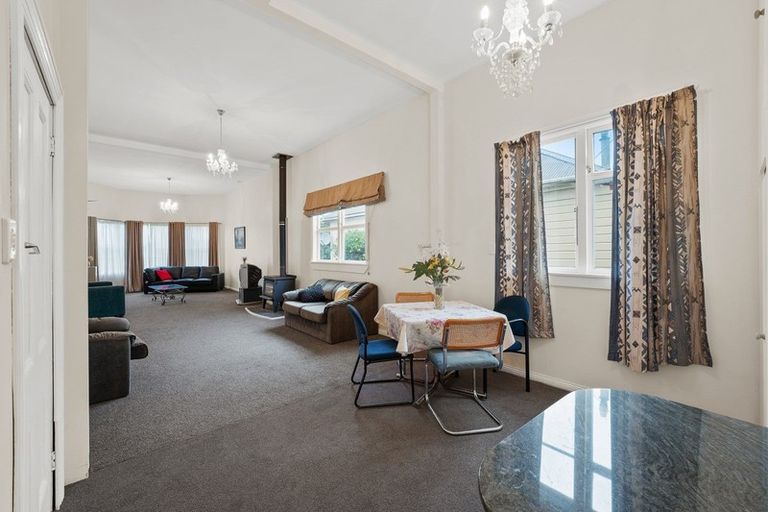 Photo of property in 3 Victoria Street, Hawera, 4610