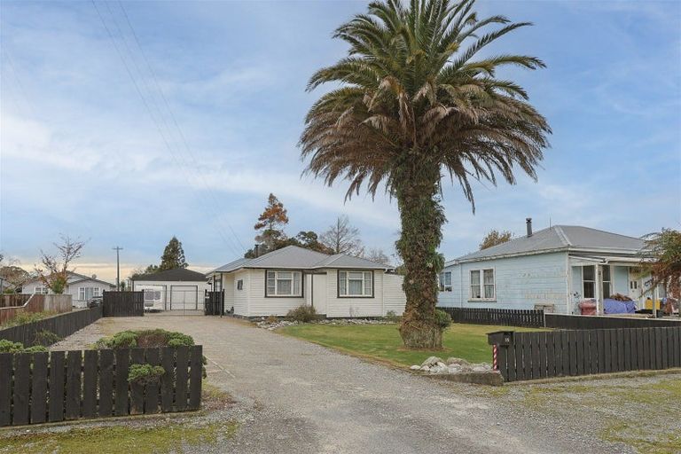 Photo of property in 55 Wakefield Street, Westport, 7825