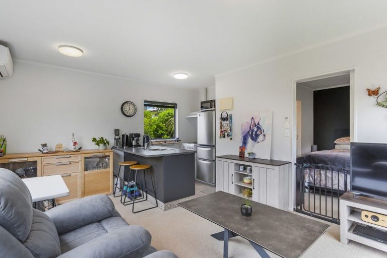 Photo of property in 70a Matatua Road, Raumati Beach, Paraparaumu, 5032