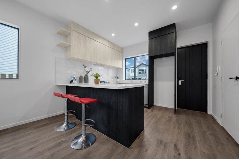 Photo of property in 50 Opoka Street, Papakura, 2110
