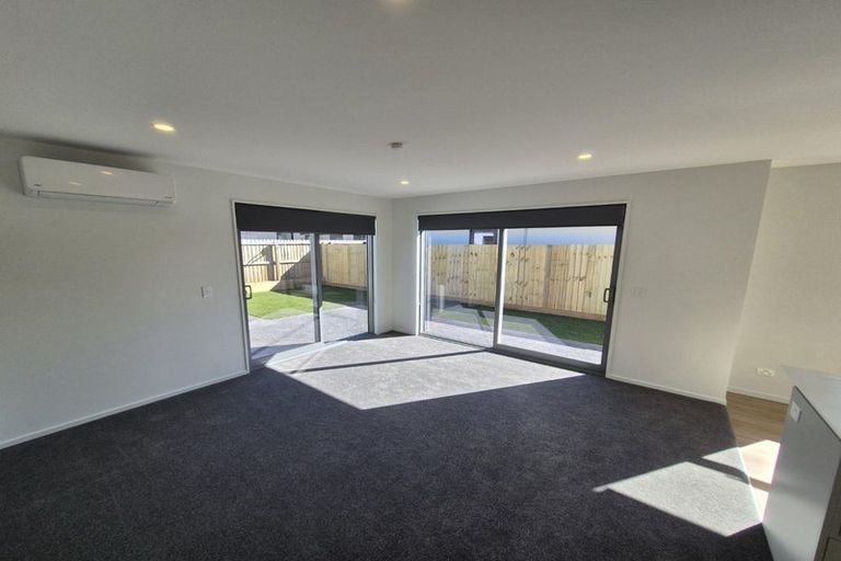 Photo of property in 7 Rita Angus Road, Belfast, 8051