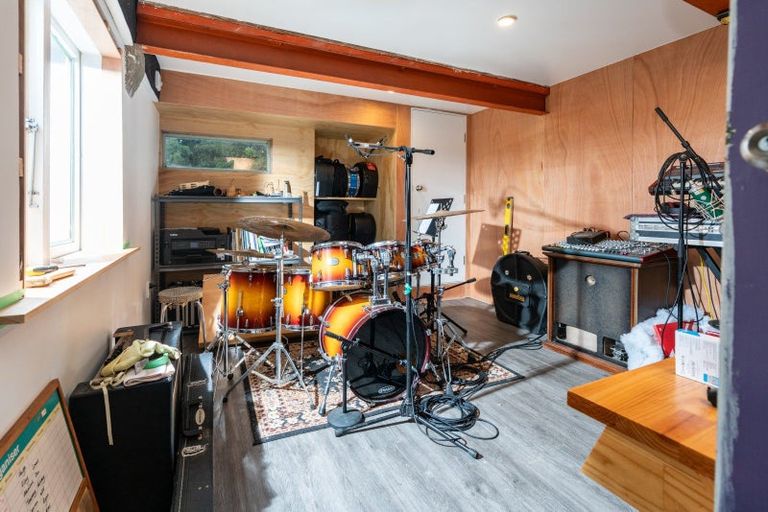 Photo of property in 25 Prospect Terrace, Johnsonville, Wellington, 6037