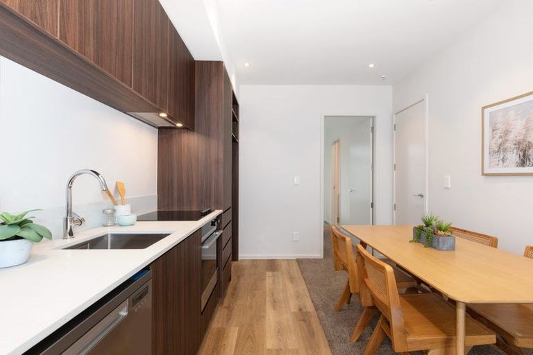 Photo of property in 149u1 Onepu Road, Lyall Bay, Wellington, 6022