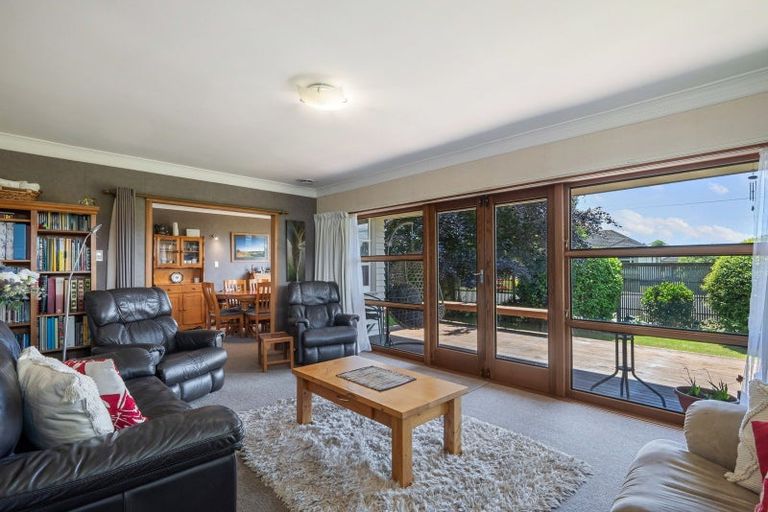 Photo of property in 29 Kings Drive, Levin, 5510