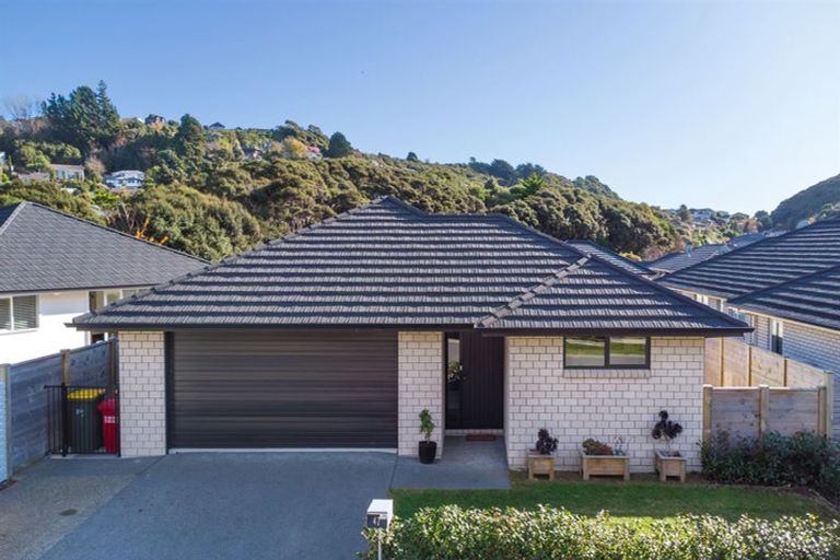 Photo of property in 42 Tradewinds Drive, Whitby, Porirua, 5024