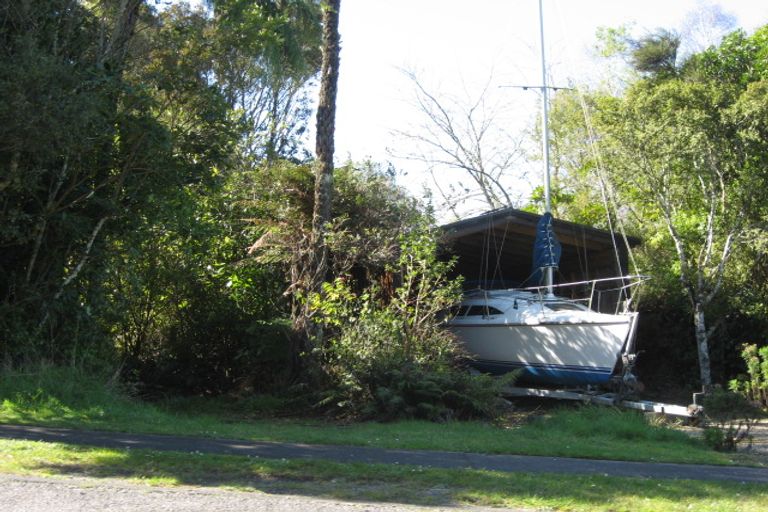 Photo of property in 76 Kaiuru Avenue, Pukawa Bay, Turangi, 3381