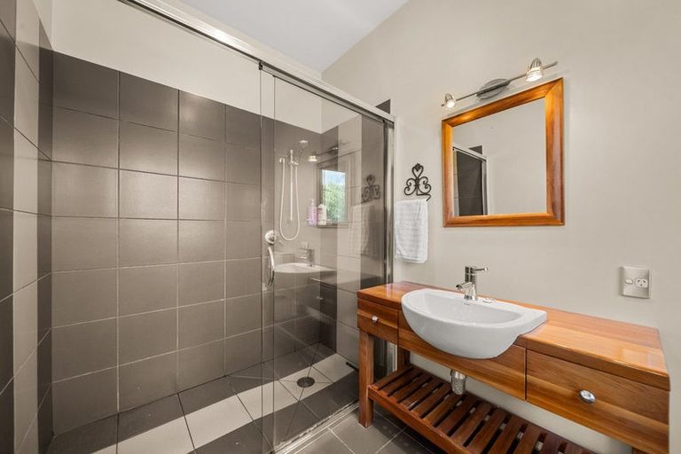 Photo of property in 36 Grey Street, Martinborough, 5711