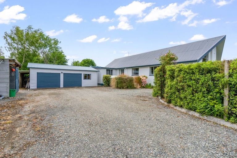 Photo of property in 2268 Ohai Clifden Highway, Orawia, Otautau, 9682