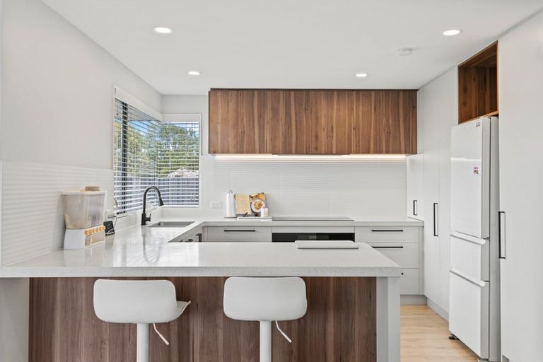 Photo of property in 2 Anglesea Avenue, Parklands, Christchurch, 8083