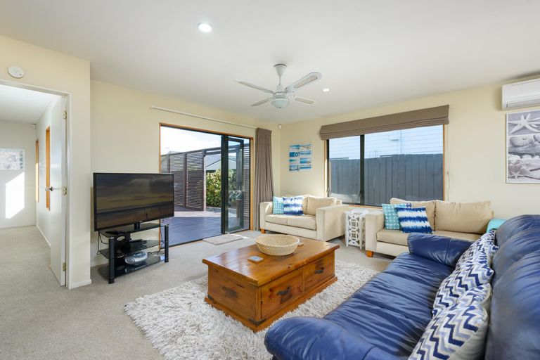 Photo of property in 250 Range Road, Papamoa Beach, Papamoa, 3118