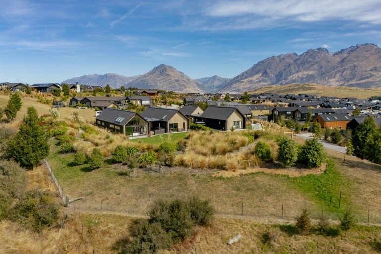 Photo of property in 3 Chimney Lane, Jacks Point, Queenstown, 9371