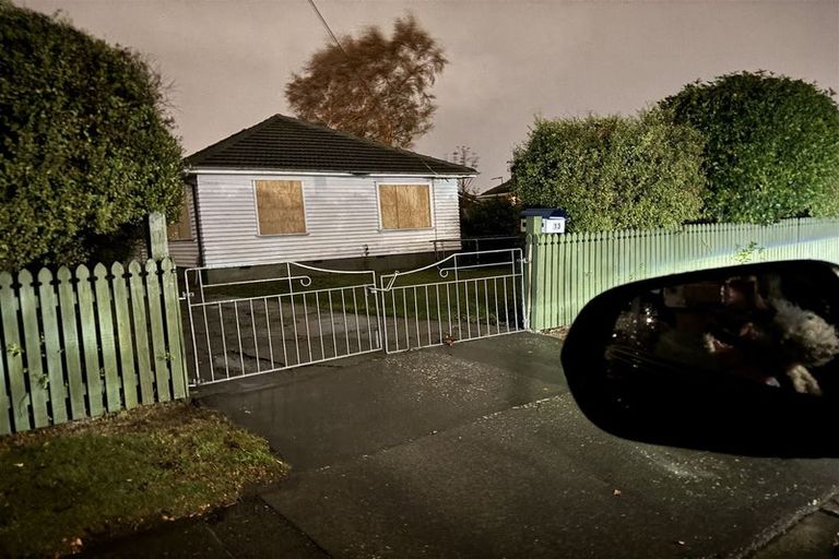 Photo of property in 13 Branston Street, Hornby, Christchurch, 8042