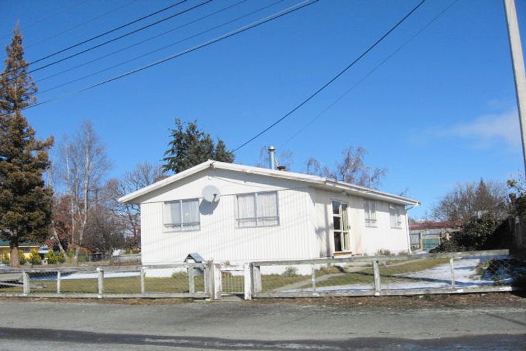 Photo of property in 56 Rata Road, Twizel, 7901