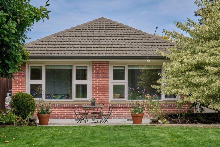 Photo of property in 115 Saint Martins Road, Saint Martins, Christchurch, 8022