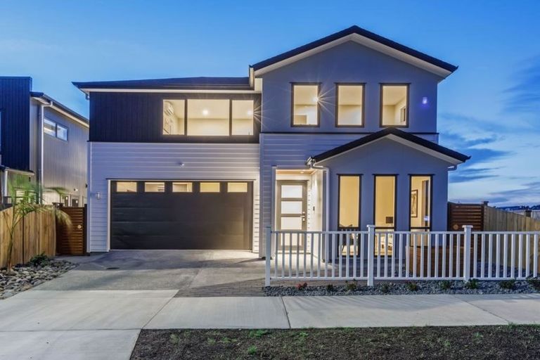Photo of property in 10 Kokowai Parade, Hobsonville, Auckland, 0616