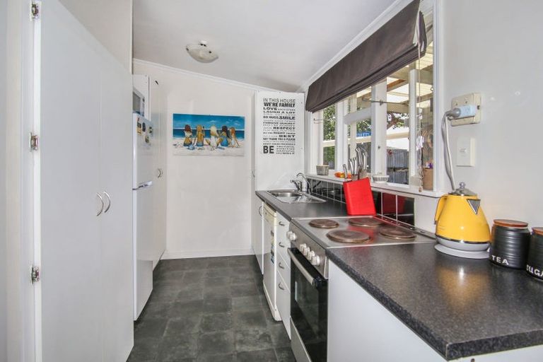 Photo of property in 173 Romilly Street, Westport, 7825