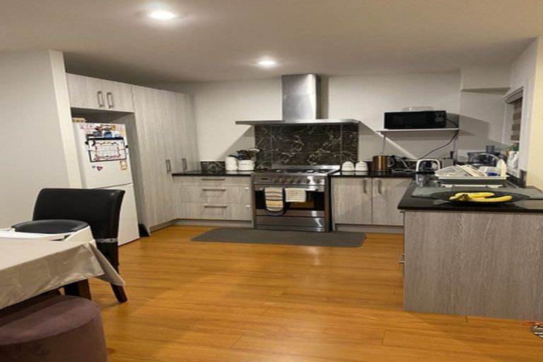 Photo of property in 1u4 June Place, Hamilton East, Hamilton, 3216