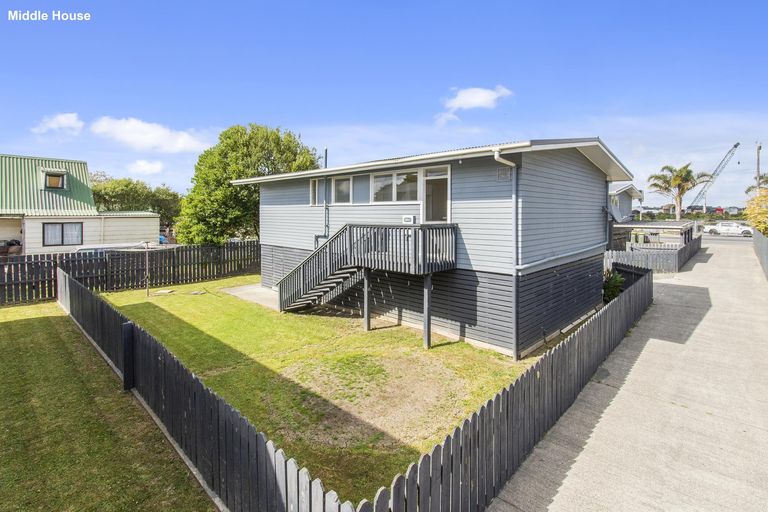 Photo of property in 2/138a Great South Road, Manurewa, Auckland, 2102