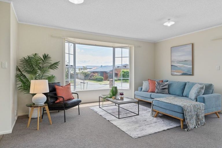 Photo of property in 27 Karina Crescent, Redwoodtown, Blenheim, 7201