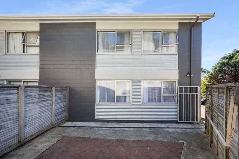 Photo of property in 126u5 Redwood Avenue, Tawa, Wellington, 5028