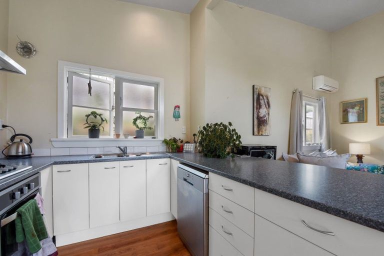 Photo of property in 25 Russell Street, Stepneyville, Nelson, 7010