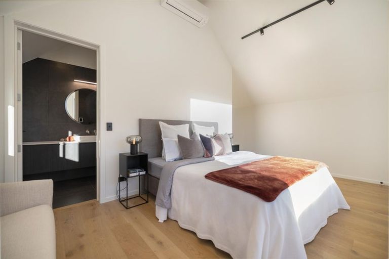 Photo of property in 7 Mckenzies Shute, Jacks Point, Queenstown, 9371