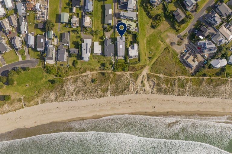 Photo of property in 220b Beverley Terrace, Whangamata, 3620