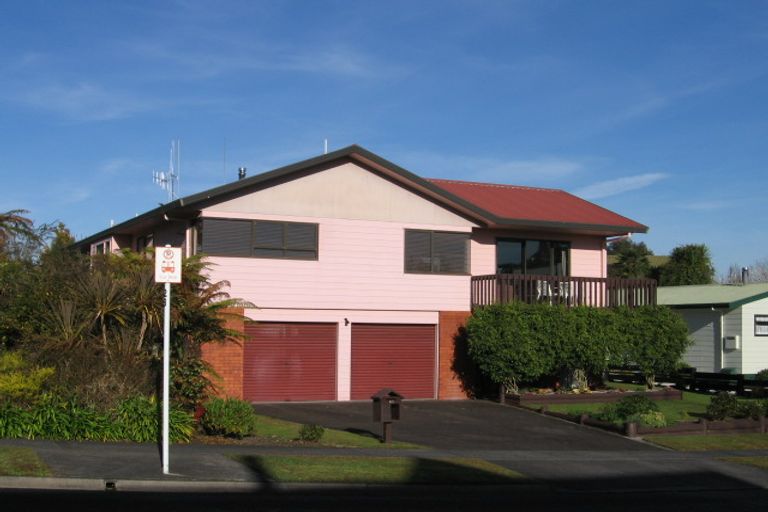 Photo of property in 80 Pelorus Street, Glenview, Hamilton, 3206