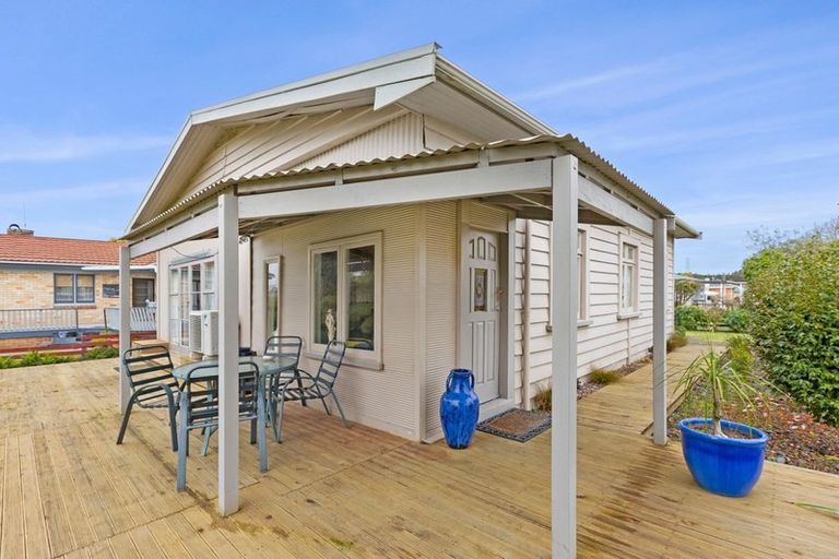 Photo of property in 1 Mary Street, Huntly, 3700