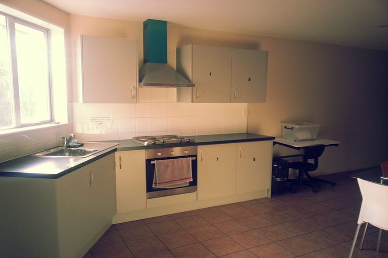 Photo of property in 3a Paeroa Street, Riccarton, Christchurch, 8041