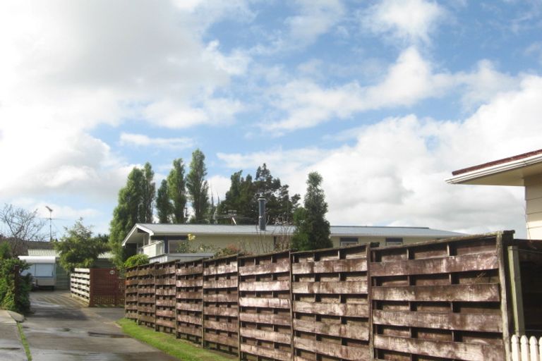 Photo of property in 1/32 Marvon Downs Avenue, Pakuranga Heights, Auckland, 2010