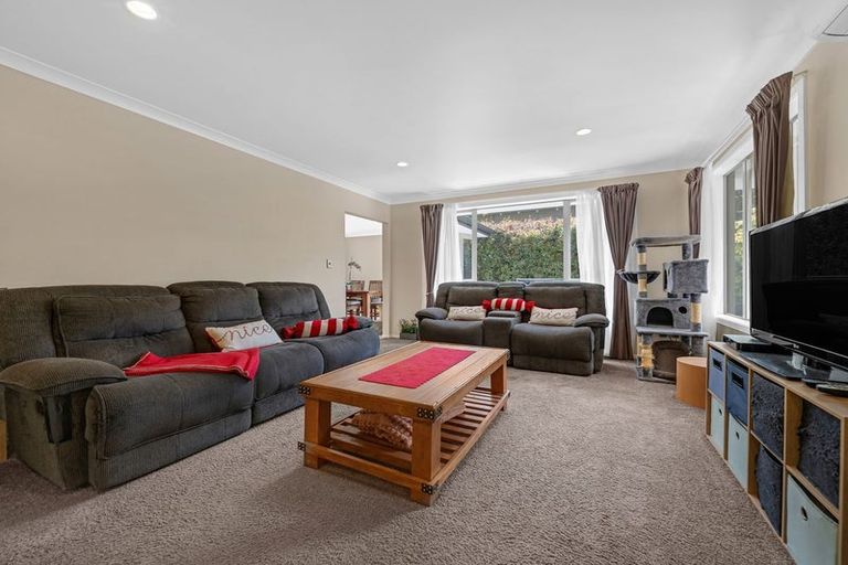 Photo of property in 26 George Crescent, Buckland, Pukekohe, 2677