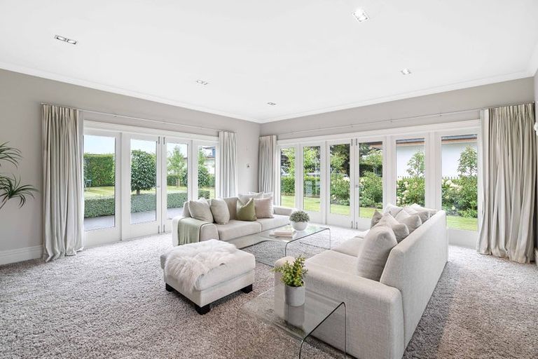 Photo of property in 27 Cairnbrae Drive, Prebbleton, 7604