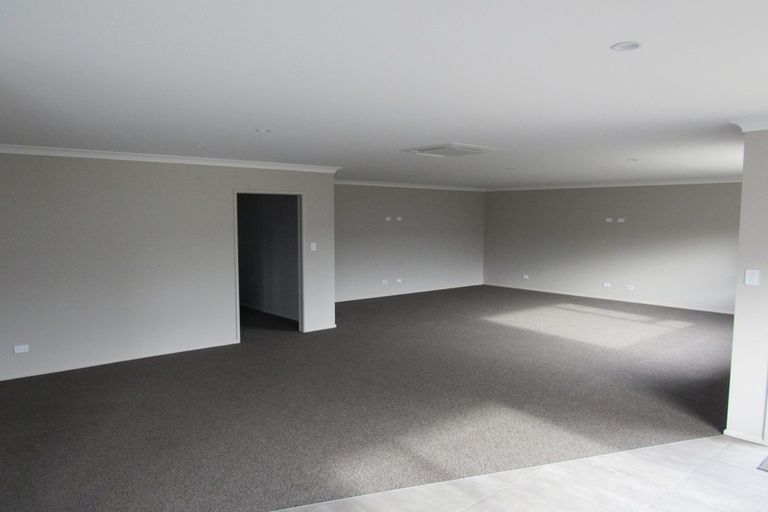 Photo of property in 15 Victoria Street, Hawera, 4610