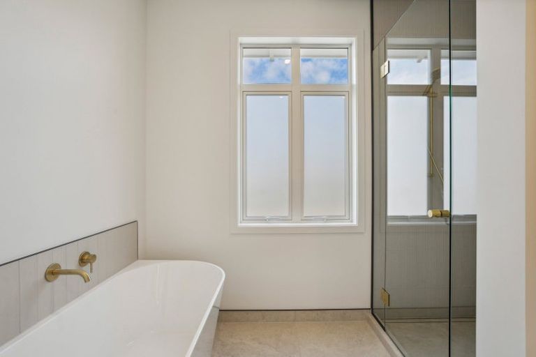 Photo of property in 105 Burdon Loop, Lake Hawea, 9382