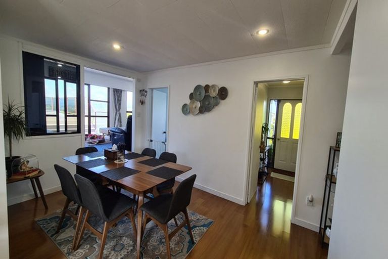 Photo of property in 18 Commins Road, Onerahi, Whangarei, 0110