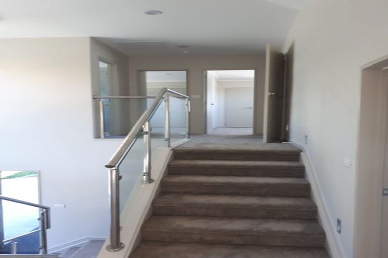 Photo of property in 29 Drumbuoy Drive, Flat Bush, Auckland, 2019