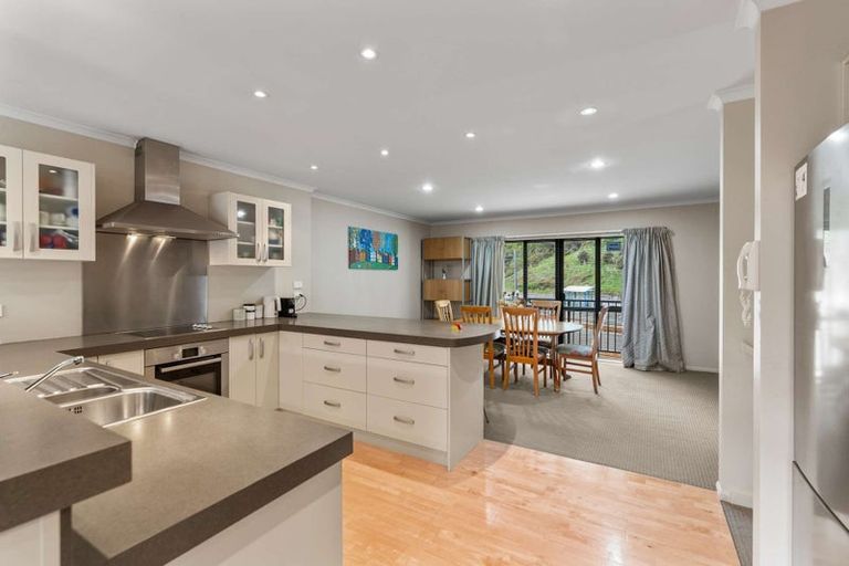 Photo of property in Te Kakariki Apartments, 5/5 Wellington Road, Paekakariki, 5034