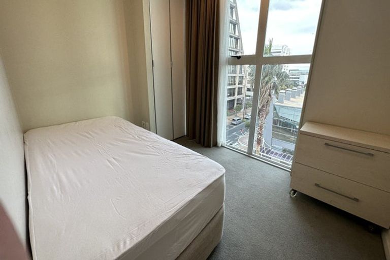 Photo of property in 1507/17 Osterley Way, Manukau, Auckland, 2104