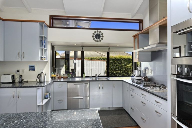 Photo of property in 30 Rata Street, Waikanae, 5036