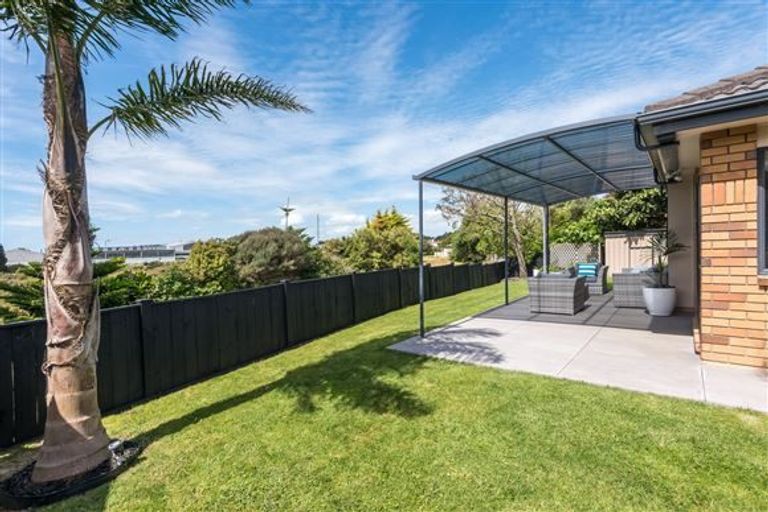 Photo of property in 5 Kalgan Place, Burswood, Auckland, 2013