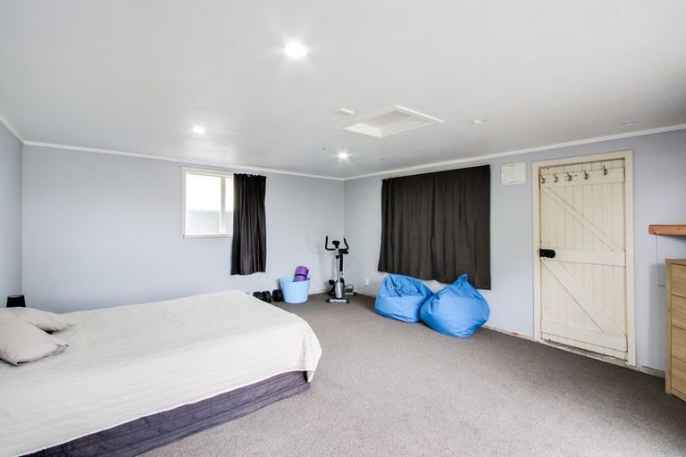 Photo of property in 6 Oxford Street, Taradale, Napier, 4112